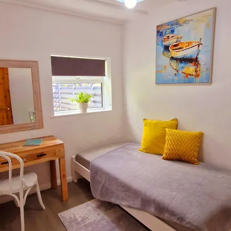 Cottage Apartment *